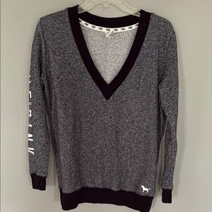 Victoria's Secret PINK Gray V-Neck Sweatshirt Size XS